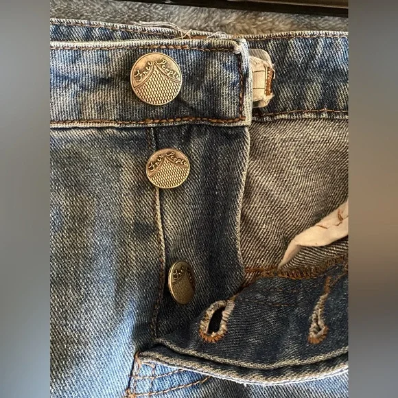 Free People Tire Swing Distressed Denim Mini Skirt Sz 10us - Picture 6 of 9